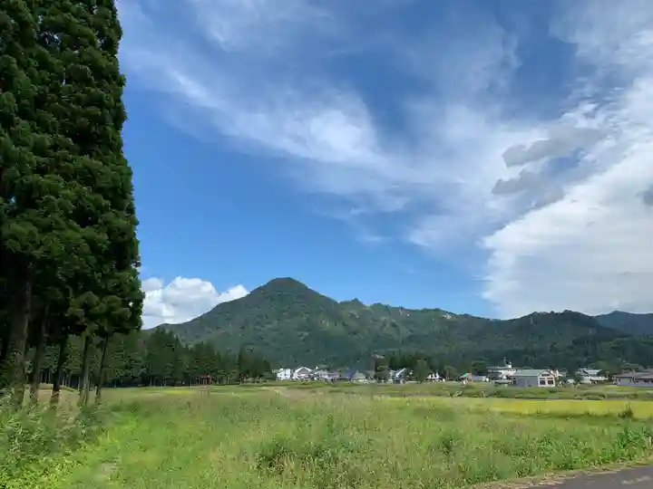 三石神社の景色