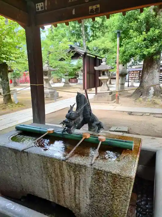 那古野神社の手水舎