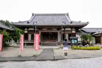 般若寺の本殿・本堂