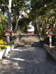 鶴峰八幡神社の建物その他