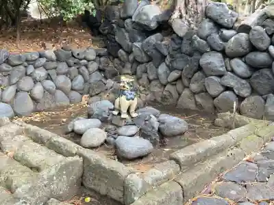 為朝神社（頭殿神社）の{uncategorized: "未分類", other: "その他", undefined: "問題あり", building: "その他建物", grave: "お墓", sacred_gate: "鳥居", guardian: "狛犬", statue: "像", buddha: "仏像", history: "歴史", nature: "自然", garden: "庭園", animal: "動物", pagoda: "塔", temizu: "手水舎", mountain_gate: "山門・神門", sanctuary: "本殿・本堂", subordinate: "末社・摂社", art: "芸術", scenery: "景色", jizo: "地蔵", ema: "絵馬", goshuin: "御朱印", omikuji: "おみくじ", items: "授与品その他", amulet: "お守り", goshuincho: "御朱印帳", eats: "食事", festival: "お祭り", votive_dance: "神楽", shichigosan: "七五三参", wedding: "結婚式", experience: "体験その他", initially: "初詣", around: "周辺", anti_infection: "感染症対策"}