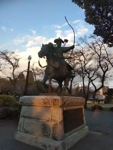 富士山本宮浅間大社の像