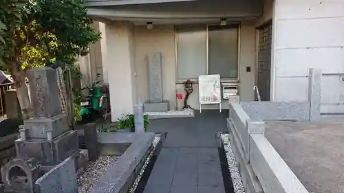 唱導寺のその他建物