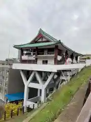 三宝寺の本殿