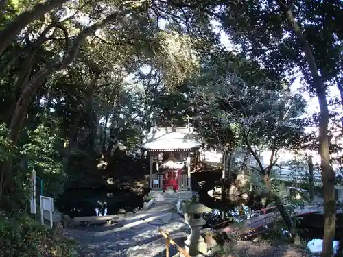 泉神社の末社