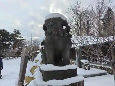 札幌護國神社の狛犬