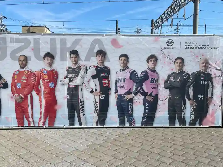 勝速日神社の{uncategorized: "未分類", other: "その他", undefined: "問題あり", building: "その他建物", grave: "お墓", sacred_gate: "鳥居", guardian: "狛犬", statue: "像", buddha: "仏像", history: "歴史", nature: "自然", garden: "庭園", animal: "動物", pagoda: "塔", temizu: "手水舎", mountain_gate: "山門・神門", sanctuary: "本殿・本堂", subordinate: "末社・摂社", art: "芸術", scenery: "景色", jizo: "地蔵", ema: "絵馬", goshuin: "御朱印", omikuji: "おみくじ", items: "授与品その他", amulet: "お守り", goshuincho: "御朱印帳", eats: "食事", festival: "お祭り", votive_dance: "神楽", shichigosan: "七五三参", wedding: "結婚式", experience: "体験その他", initially: "初詣", around: "周辺", anti_infection: "感染症対策"}