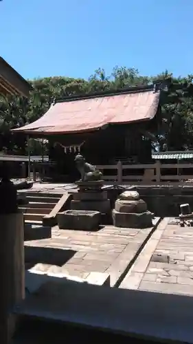 三柱神社の本殿・本堂