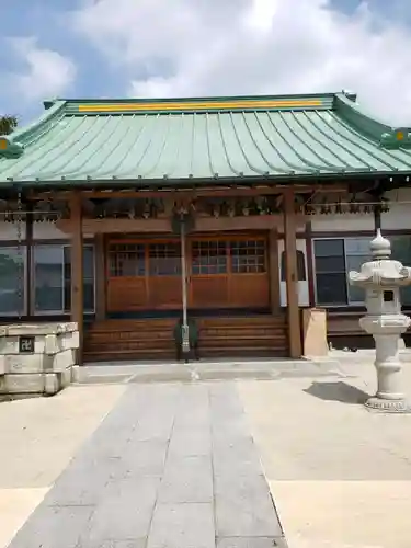 長源寺の本殿・本堂