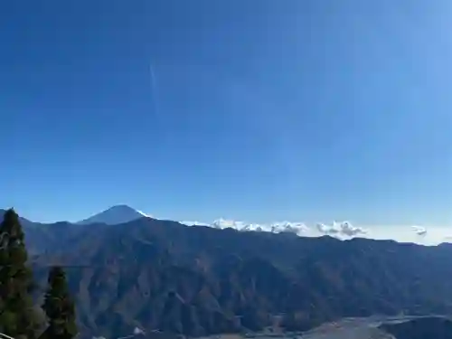 身延山奥之院思親閣の景色