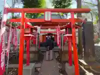 武芳稲荷神社の鳥居