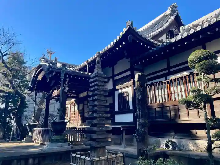 本立寺の{uncategorized: "未分類", other: "その他", undefined: "問題あり", building: "その他建物", grave: "お墓", sacred_gate: "鳥居", guardian: "狛犬", statue: "像", buddha: "仏像", history: "歴史", nature: "自然", garden: "庭園", animal: "動物", pagoda: "塔", temizu: "手水舎", mountain_gate: "山門・神門", sanctuary: "本殿・本堂", subordinate: "末社・摂社", art: "芸術", scenery: "景色", jizo: "地蔵", ema: "絵馬", goshuin: "御朱印", omikuji: "おみくじ", items: "授与品その他", amulet: "お守り", goshuincho: "御朱印帳", eats: "食事", festival: "お祭り", votive_dance: "神楽", shichigosan: "七五三参", wedding: "結婚式", experience: "体験その他", initially: "初詣", around: "周辺", anti_infection: "感染症対策"}