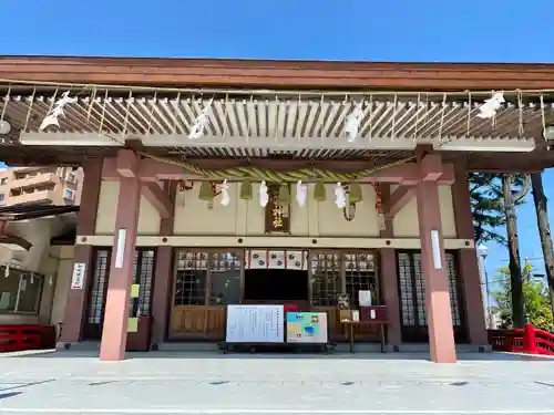 三社神社の本殿