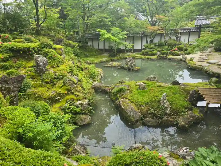 西明寺(滋賀県)