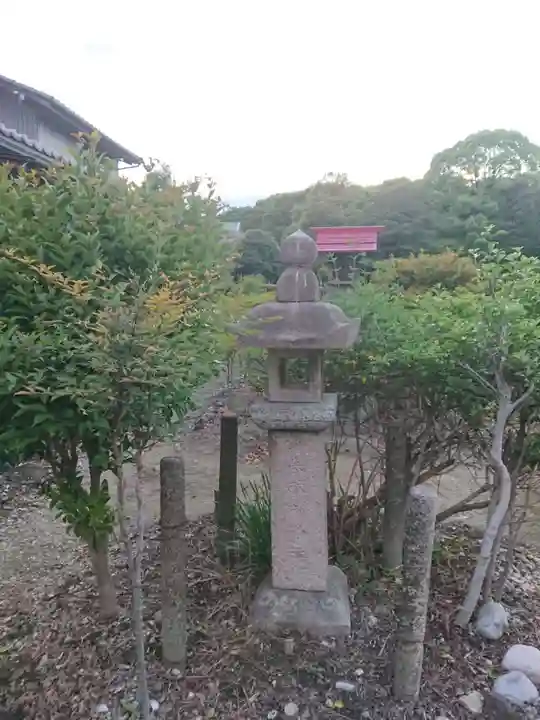 祠のその他建物