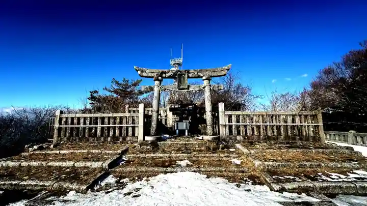 彌彦神社奥宮(御神廟)(新潟県)
