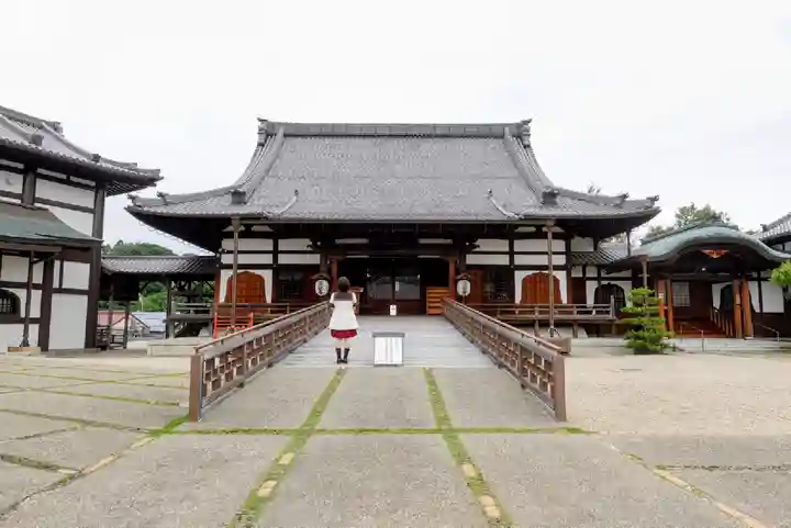 宝泉寺の本殿・本堂