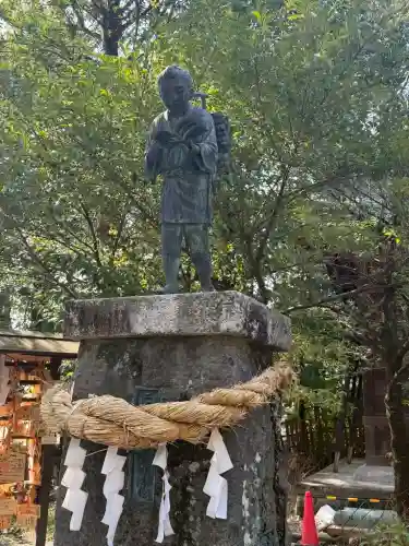 報徳二宮神社の{uncategorized: "未分類", other: "その他", undefined: "問題あり", building: "その他建物", grave: "お墓", sacred_gate: "鳥居", guardian: "狛犬", statue: "像", buddha: "仏像", history: "歴史", nature: "自然", garden: "庭園", animal: "動物", pagoda: "塔", temizu: "手水舎", mountain_gate: "山門・神門", sanctuary: "本殿・本堂", subordinate: "末社・摂社", art: "芸術", scenery: "景色", jizo: "地蔵", ema: "絵馬", goshuin: "御朱印", omikuji: "おみくじ", items: "授与品その他", amulet: "お守り", goshuincho: "御朱印帳", eats: "食事", festival: "お祭り", votive_dance: "神楽", shichigosan: "七五三参", wedding: "結婚式", experience: "体験その他", initially: "初詣", around: "周辺", anti_infection: "感染症対策"}