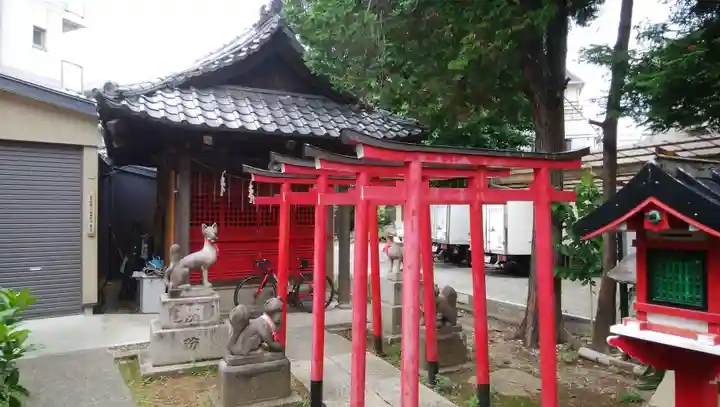 田中稲荷神社の鳥居