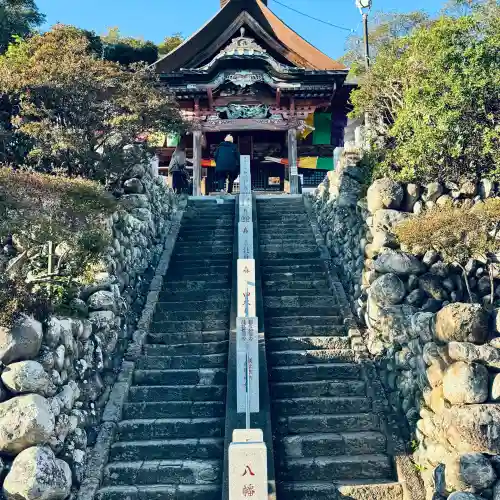埼玉厄除け開運大師・龍泉寺（切り絵御朱印発祥の寺）(埼玉県)