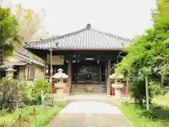 勧学寺の本殿