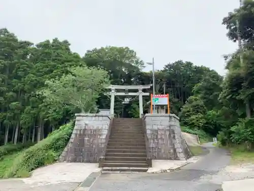 日月神社の鳥居