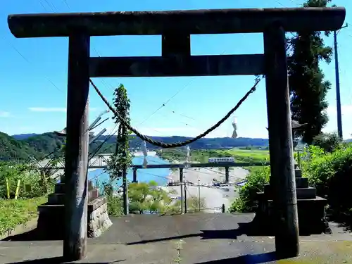 椎ケ脇神社の鳥居