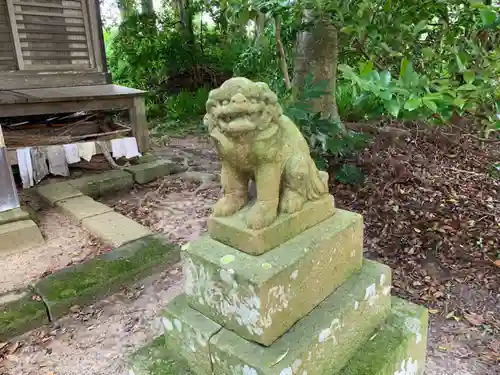 御嶽神社の狛犬