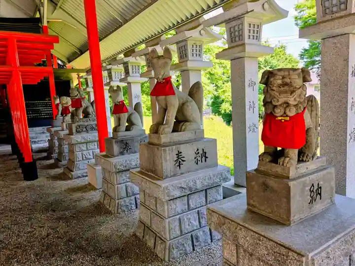 宝徳山稲荷大社(新潟県)