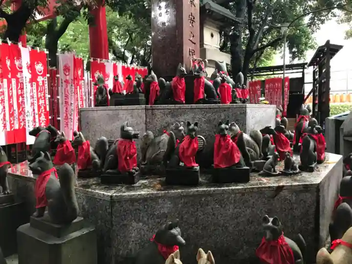 豊川稲荷東京別院の狛犬