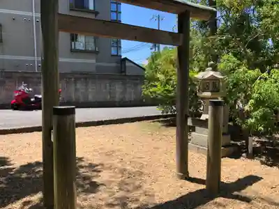 高市御県神社の鳥居