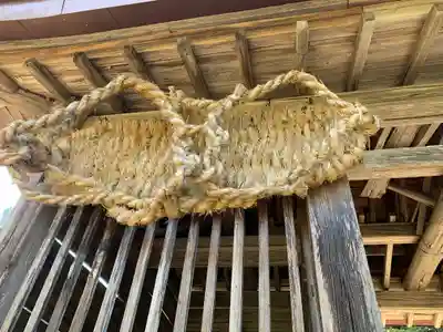 赤留大宝院不動堂の山門・神門