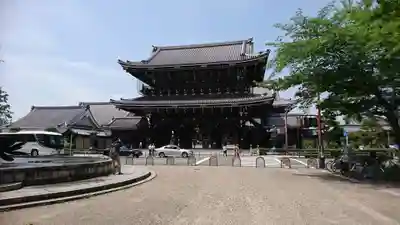 東本願寺(真宗本廟)の山門・神門