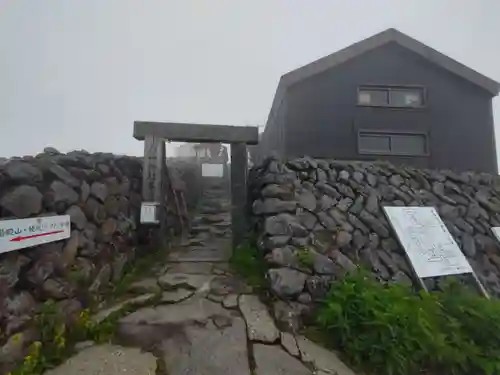 月山神社本宮のその他建物