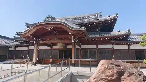 観音寺の本殿・本堂