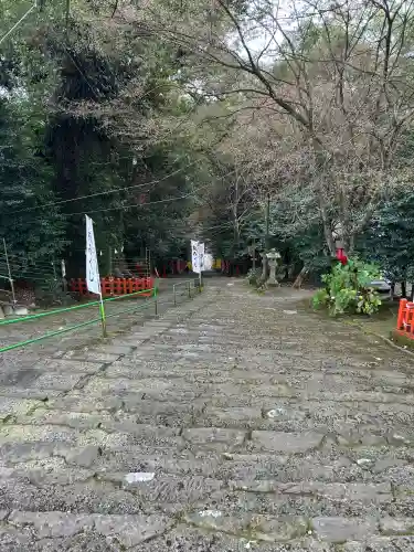 新田神社の{uncategorized: "未分類", other: "その他", undefined: "問題あり", building: "その他建物", grave: "お墓", sacred_gate: "鳥居", guardian: "狛犬", statue: "像", buddha: "仏像", history: "歴史", nature: "自然", garden: "庭園", animal: "動物", pagoda: "塔", temizu: "手水舎", mountain_gate: "山門・神門", sanctuary: "本殿・本堂", subordinate: "末社・摂社", art: "芸術", scenery: "景色", jizo: "地蔵", ema: "絵馬", goshuin: "御朱印", omikuji: "おみくじ", items: "授与品その他", amulet: "お守り", goshuincho: "御朱印帳", eats: "食事", festival: "お祭り", votive_dance: "神楽", shichigosan: "七五三参", wedding: "結婚式", experience: "体験その他", initially: "初詣", around: "周辺", anti_infection: "感染症対策"}