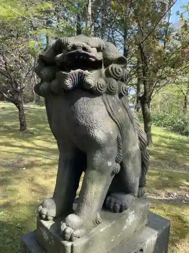 古四王神社の狛犬