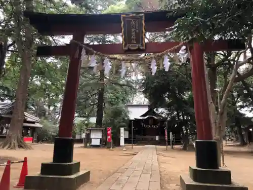 氷川女體神社の鳥居