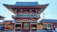 大杉神社の山門