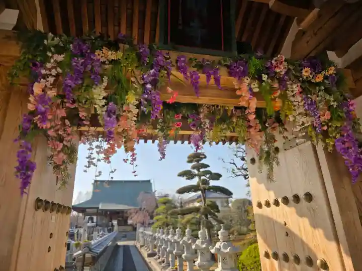 最明寺の{uncategorized: "未分類", other: "その他", undefined: "問題あり", building: "その他建物", grave: "お墓", sacred_gate: "鳥居", guardian: "狛犬", statue: "像", buddha: "仏像", history: "歴史", nature: "自然", garden: "庭園", animal: "動物", pagoda: "塔", temizu: "手水舎", mountain_gate: "山門・神門", sanctuary: "本殿・本堂", subordinate: "末社・摂社", art: "芸術", scenery: "景色", jizo: "地蔵", ema: "絵馬", goshuin: "御朱印", omikuji: "おみくじ", items: "授与品その他", amulet: "お守り", goshuincho: "御朱印帳", eats: "食事", festival: "お祭り", votive_dance: "神楽", shichigosan: "七五三参", wedding: "結婚式", experience: "体験その他", initially: "初詣", around: "周辺", anti_infection: "感染症対策"}
