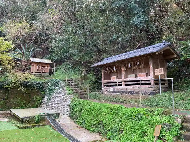 洲崎神社の末社・摂社