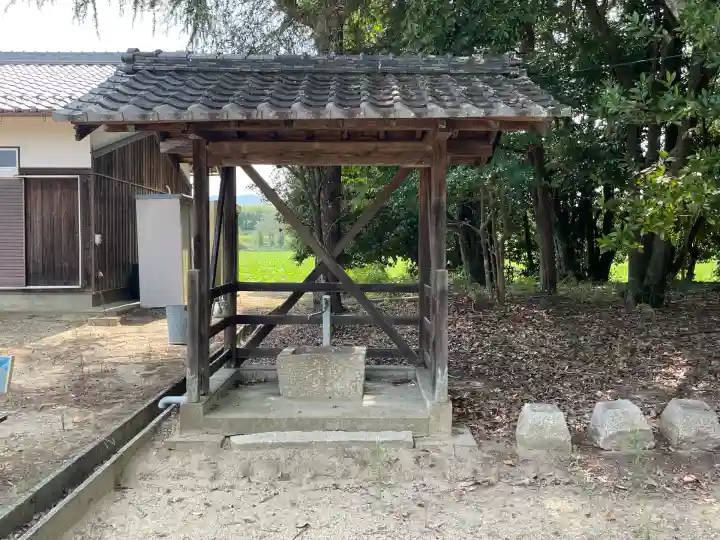 宇賀神社の手水舎