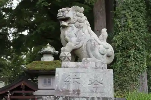 一幣司浅間神社の狛犬