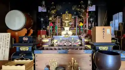 高野寺の本殿・本堂