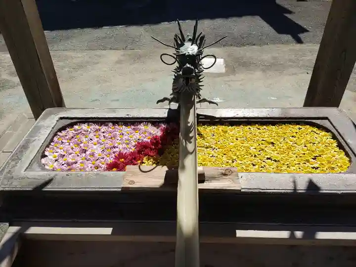 武蔵第六天神社の手水舎