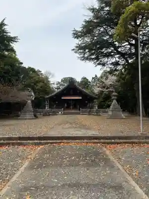 御津神社の{uncategorized: "未分類", other: "その他", undefined: "問題あり", building: "その他建物", grave: "お墓", sacred_gate: "鳥居", guardian: "狛犬", statue: "像", buddha: "仏像", history: "歴史", nature: "自然", garden: "庭園", animal: "動物", pagoda: "塔", temizu: "手水舎", mountain_gate: "山門・神門", sanctuary: "本殿・本堂", subordinate: "末社・摂社", art: "芸術", scenery: "景色", jizo: "地蔵", ema: "絵馬", goshuin: "御朱印", omikuji: "おみくじ", items: "授与品その他", amulet: "お守り", goshuincho: "御朱印帳", eats: "食事", festival: "お祭り", votive_dance: "神楽", shichigosan: "七五三参", wedding: "結婚式", experience: "体験その他", initially: "初詣", around: "周辺", anti_infection: "感染症対策"}