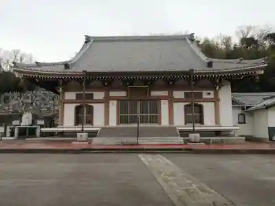 極楽寺の本殿・本堂