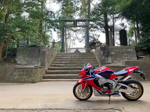 飽富神社の鳥居