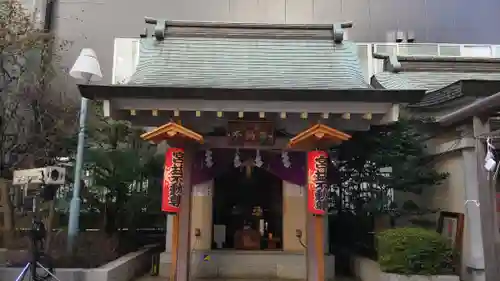 宮益御嶽神社の末社