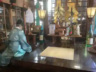 三輪神社の本殿・本堂